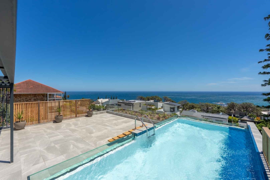 5 Bedroom Property for Sale in Camps Bay Western Cape